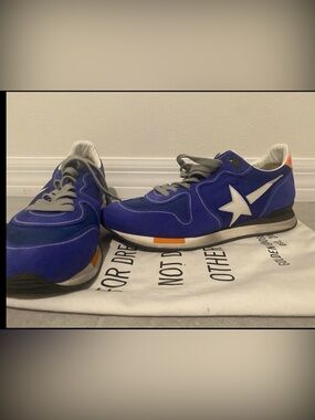 Golden Goose – Electric Blue Running Sneakers with White Star. Special Edition